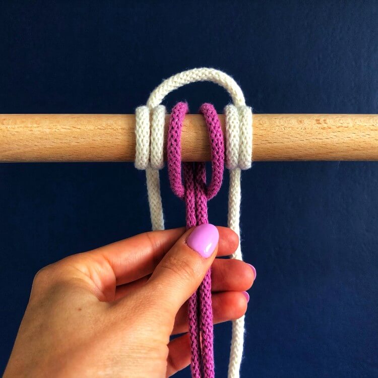 pętla kolorowa z pikotkiem etap1