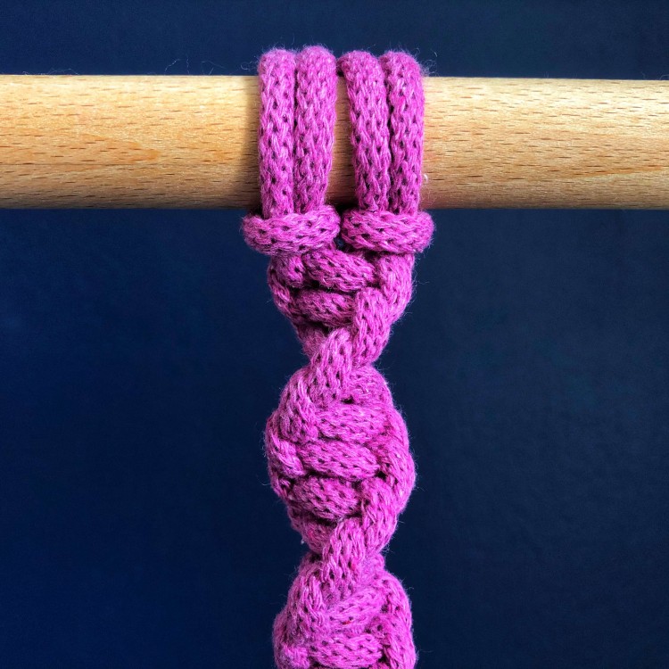 slupek spiralny lewoskretny makrama