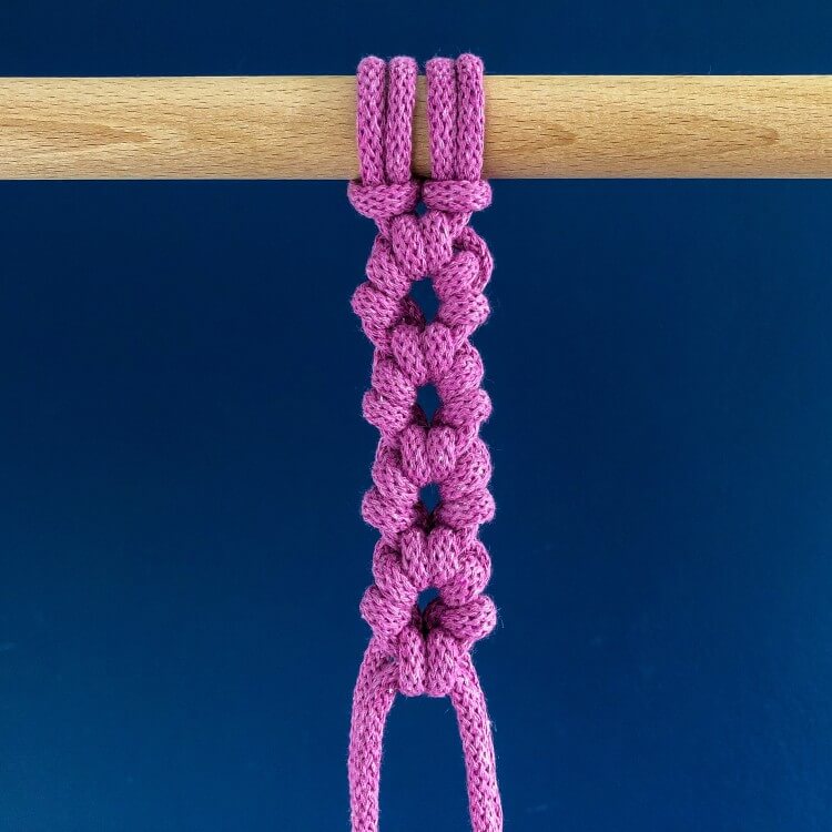 łańcuszek - makrama