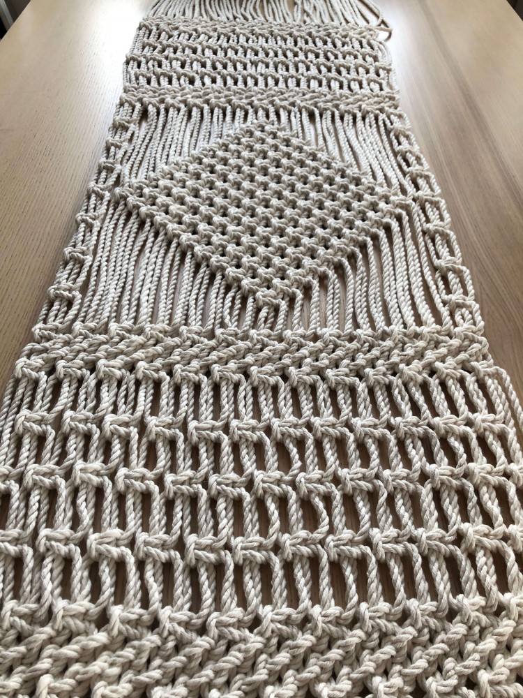 Bieżnik w stylu boho