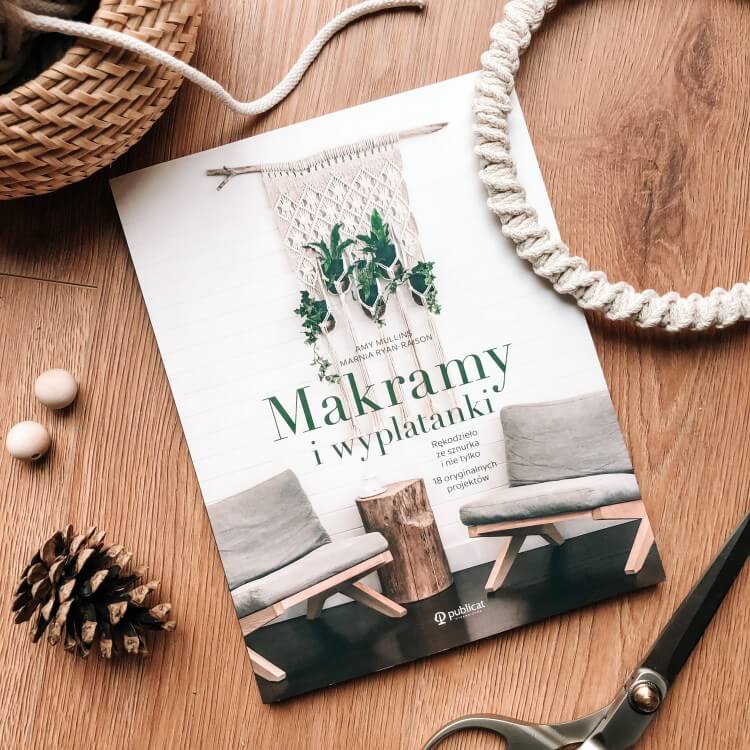 Recenzja książki “Makramy i wyplatanki”