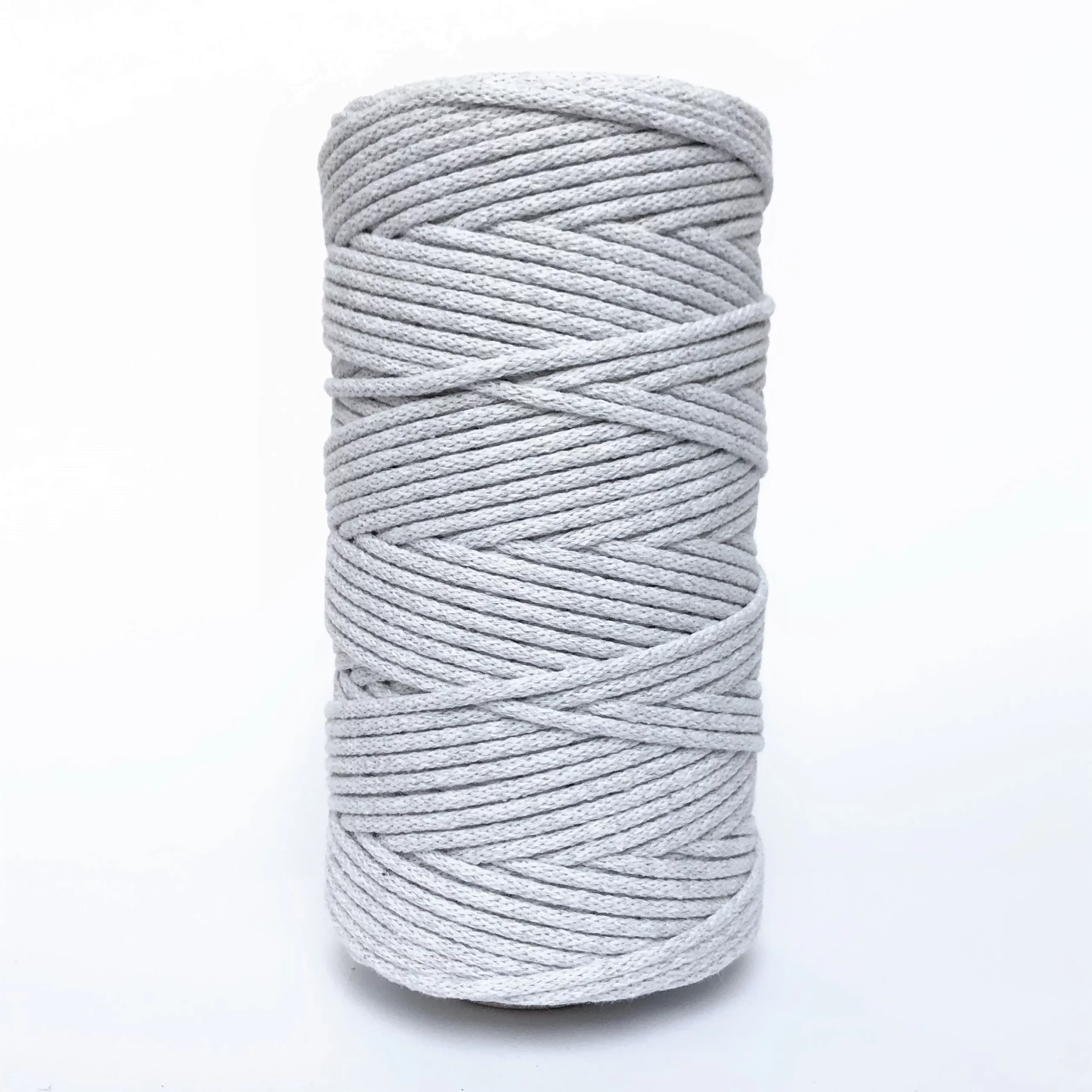 Szary Jasny sznurek bawelniany do makramy pleciony 3mm z rdzeniem Classic