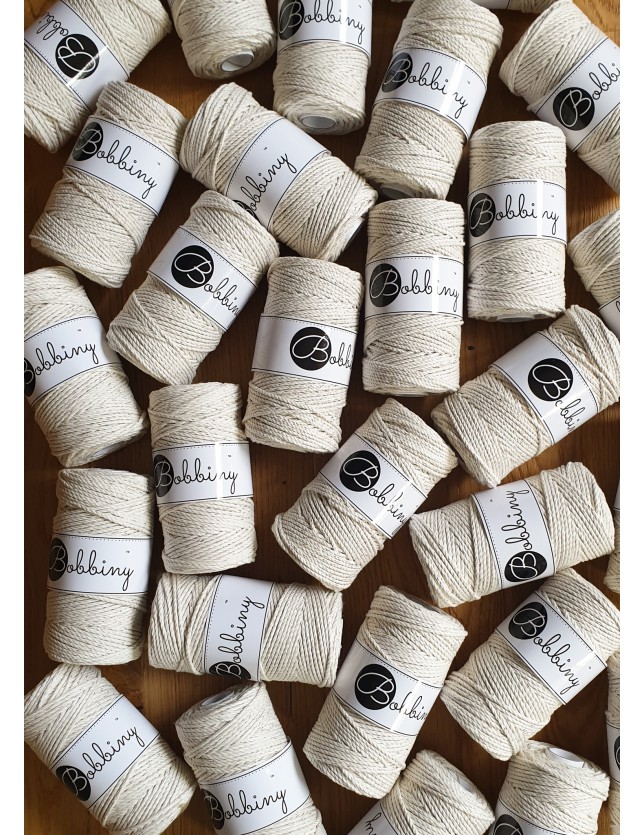 naturalne zloto golden natural sznurki bawelniane potrojnie skrecane 3PLY 3 mm do makramy Bobbiny